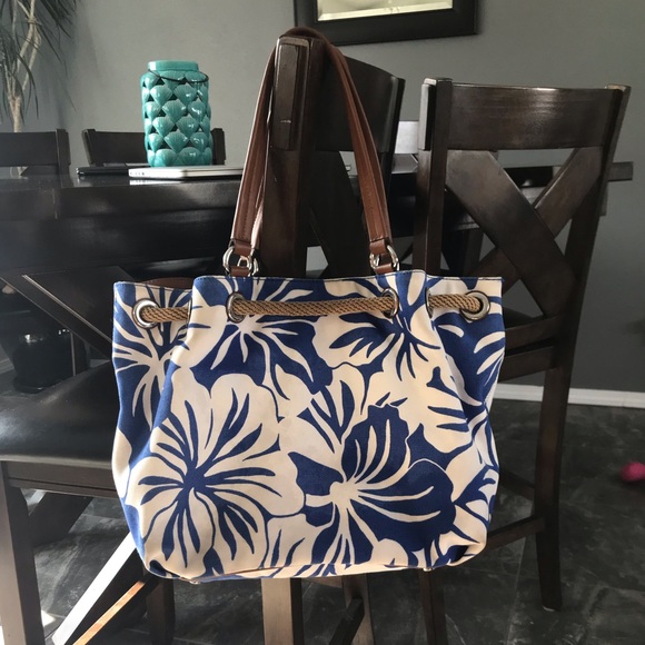 ✨Michael Kors Tropical Tote✨ - Picture 2 of 5